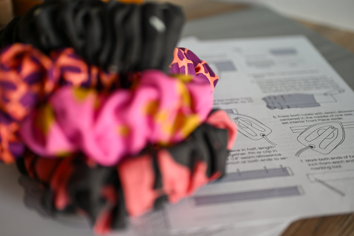 Printable Tutorial - DIY Scrunchie-Style Headband Tutorial